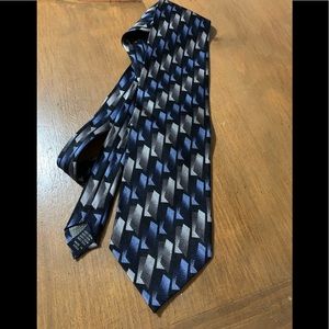 Men’s silk tie